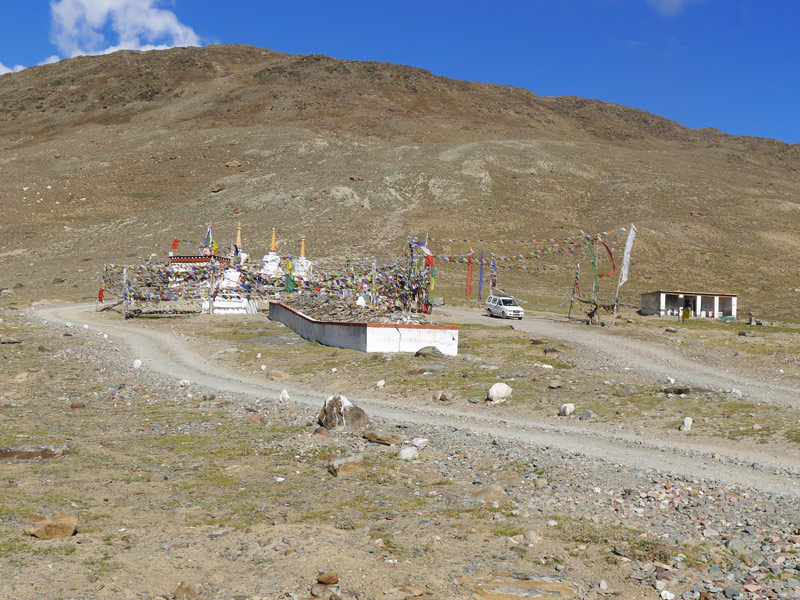 Kunzum pass connects Spiti and Chandra valleys
