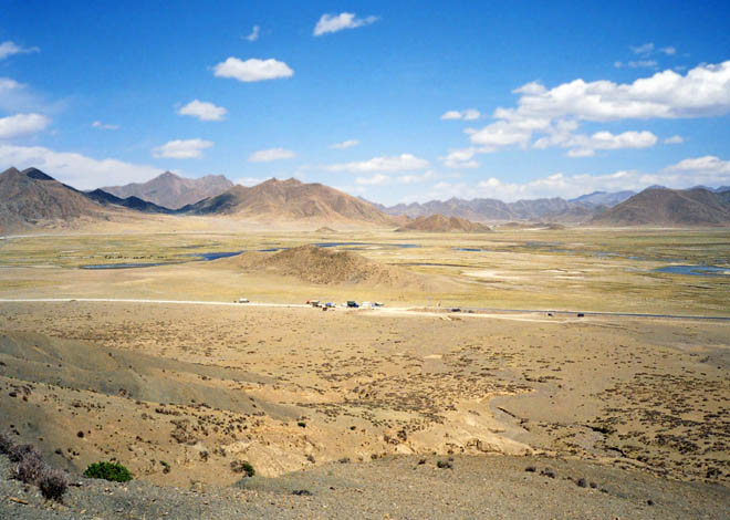 road across Tibet