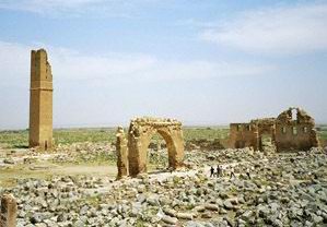ruines of the Great Mosque of Harran
