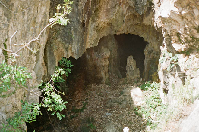 Mount Silpius - lower pit of the Monkey cave