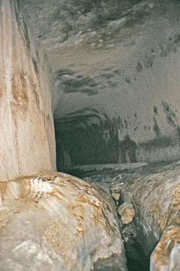 Vespasian - Titus tunnel