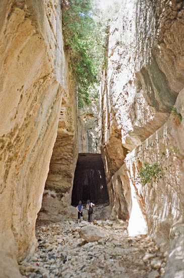 Vespasian - Titus tunnel