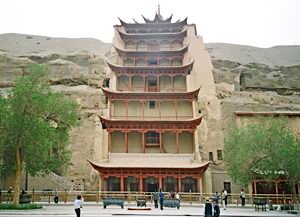 Mogao: temple of the great Buddha statue